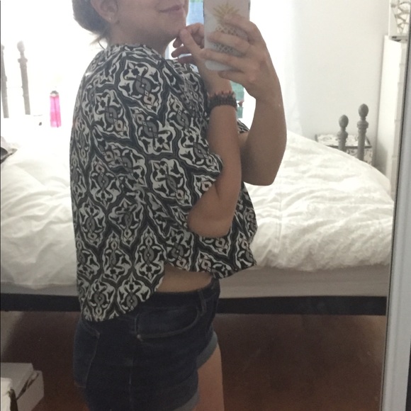 Loose blouse - Picture 4 of 4